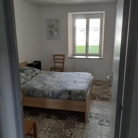 Frasne Logement Entier. Gite Les Brimbelles Exterior foto