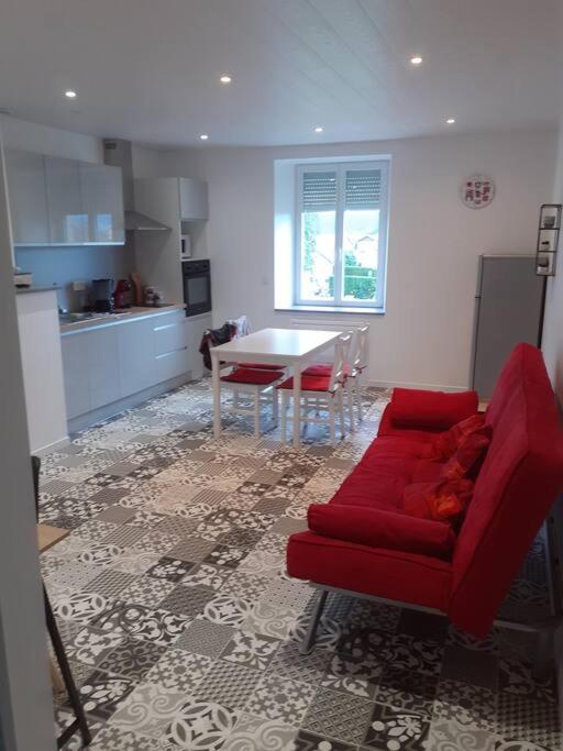 Apartment Entier. Les Brimbelles Frasne